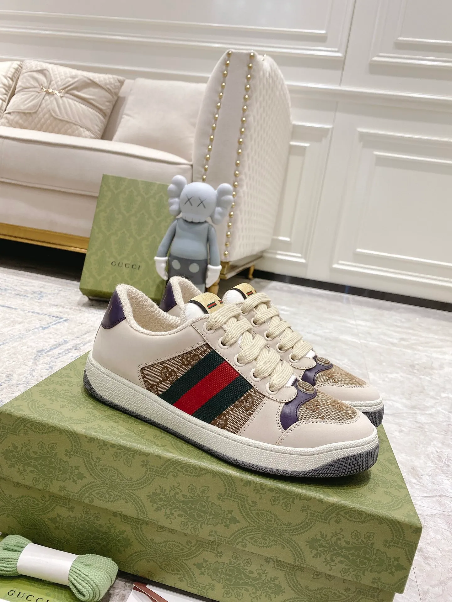Gucci - Newly upgraded Gucci dirty shoes for couples 👫 2022 early spring new style... GG series distressed casual dirty shoes for the catwalk ⚠️⚠️ Original development and purchase level version... Metal double G crystal cylindrical logo... Gucci original pattern webbing... Exclusive color rubbed cowhide fabric, original terry cloth is delicate, soft and more comfortable and breathable, privately stamped two-color original TPU outsole (lower layer is wider, upper layer is narrower) Ready stock, matching packaging... 35-40/39-44 regular size 💰Female style 290 💰Male style 290